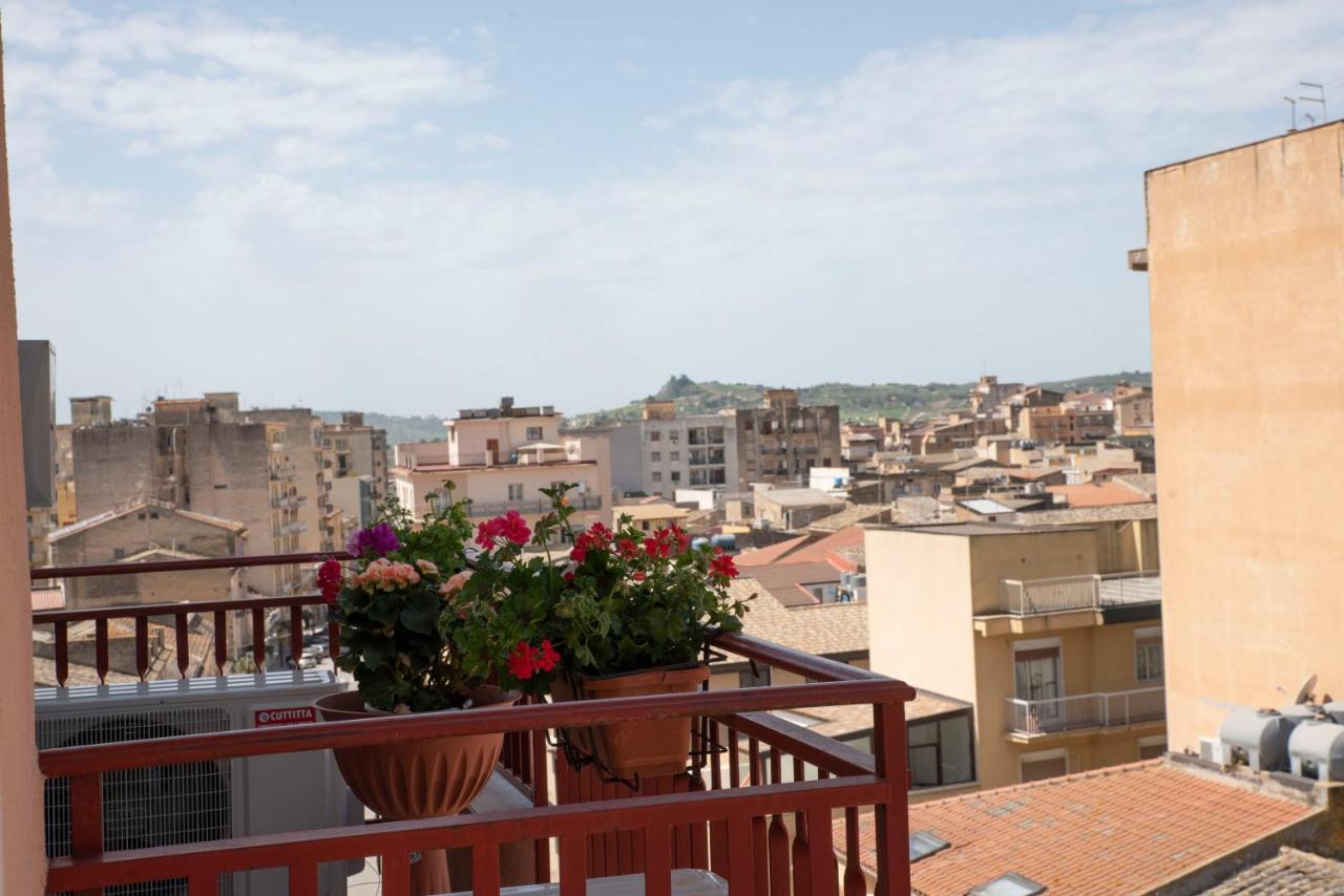 Come A Casa Panoramico E Centralissimo Apartment Canicattì Екстериор снимка